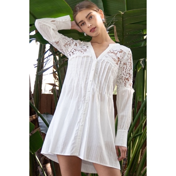 POL Tops - POL Ivory Woven Cotton and Lace Pleated Button Down Tunic Top